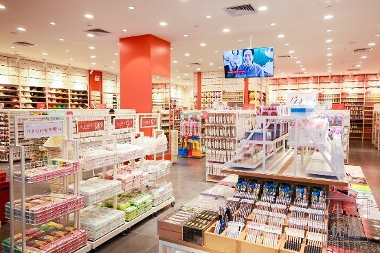 生活優(yōu)品深圳龍華壹方天地店盛大開業(yè)